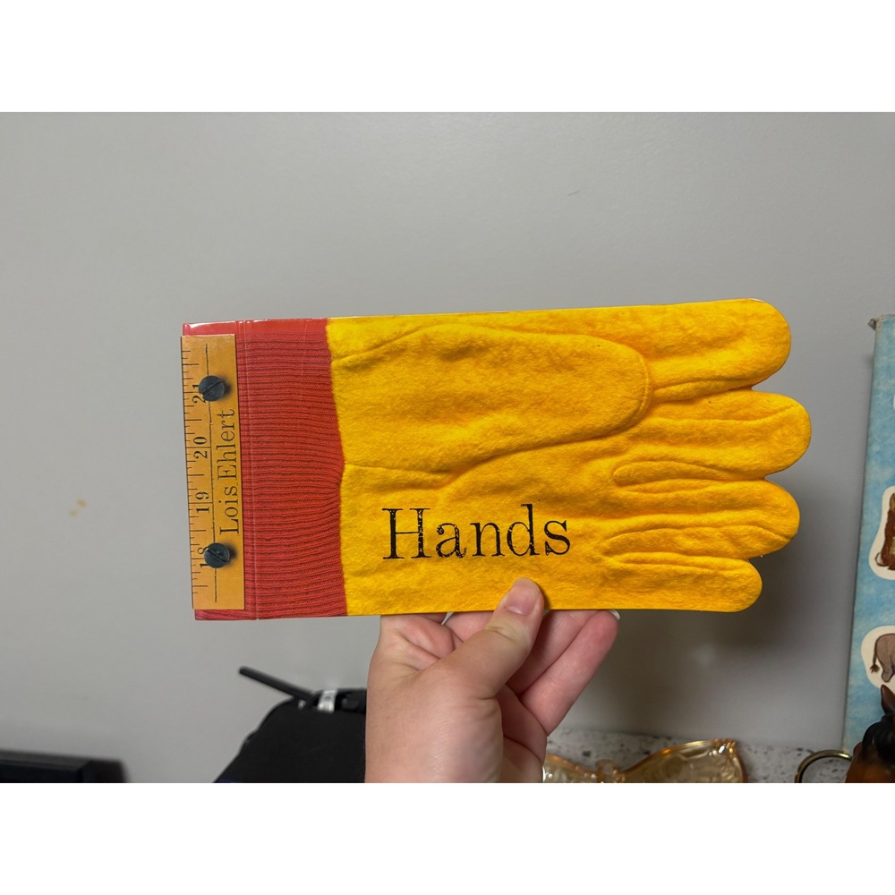 Hands by Lois Ehlert Interactive Childrens Board Book‎